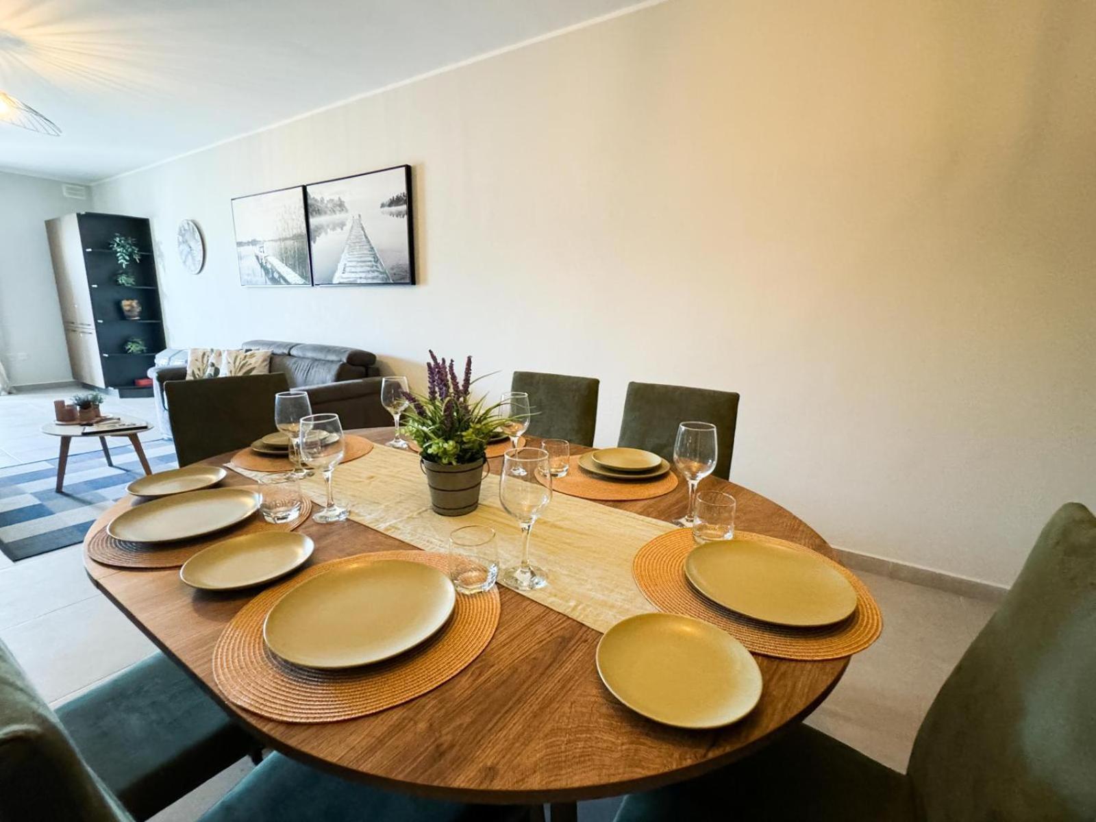 Centrally Located, Well Equipped, Stylish Flat. San Pawl il-Baħar Zewnętrze zdjęcie
