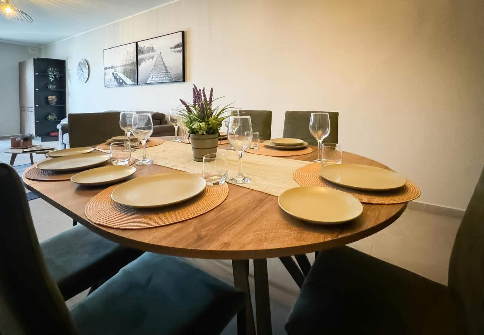Centrally Located, Well Equipped, Stylish Flat. San Pawl il-Baħar Zewnętrze zdjęcie
