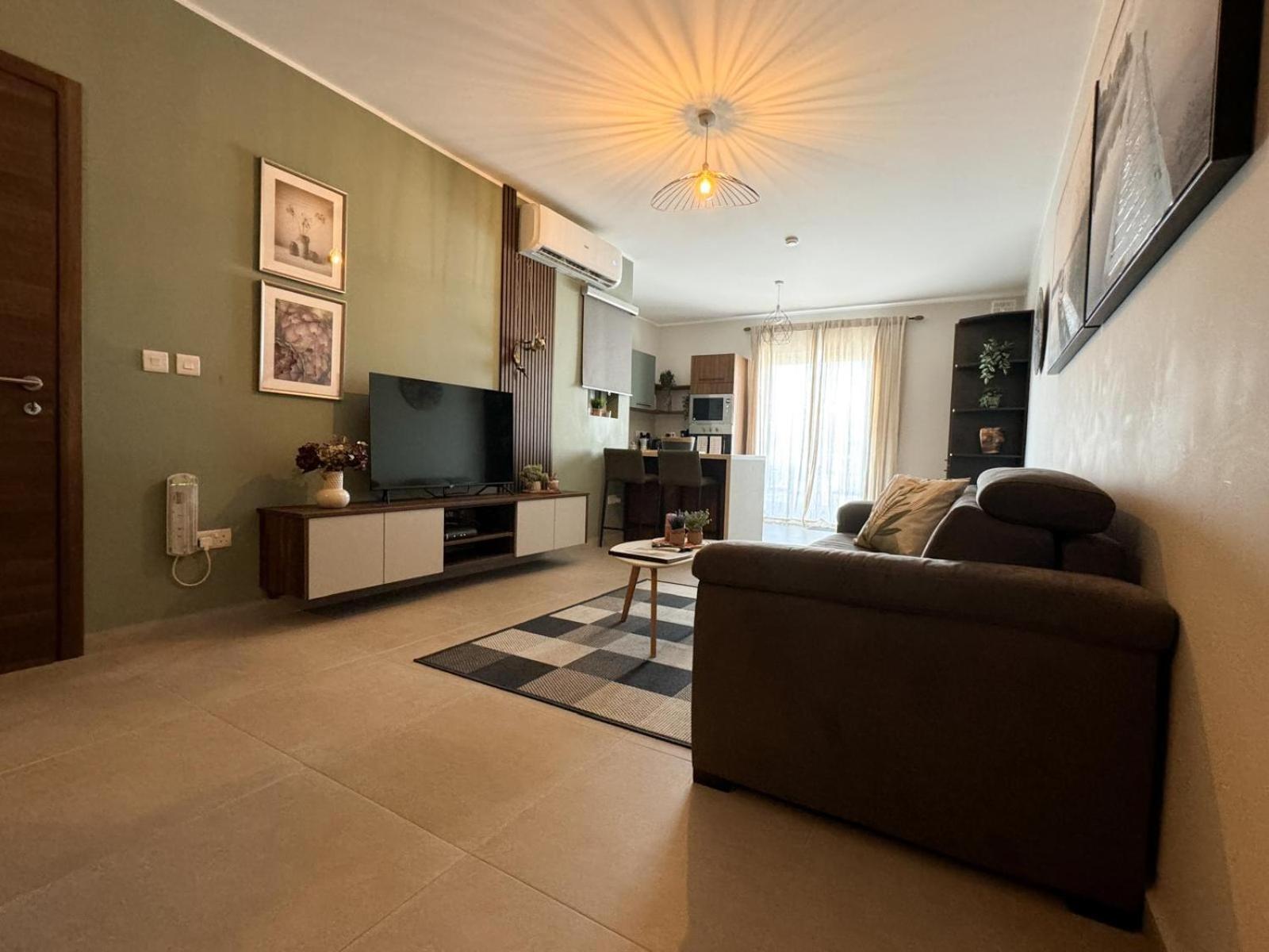 Centrally Located, Well Equipped, Stylish Flat. San Pawl il-Baħar Zewnętrze zdjęcie